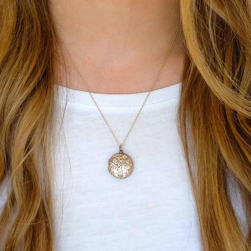Antique Victorian 9ct Gold Round Locket Necklace