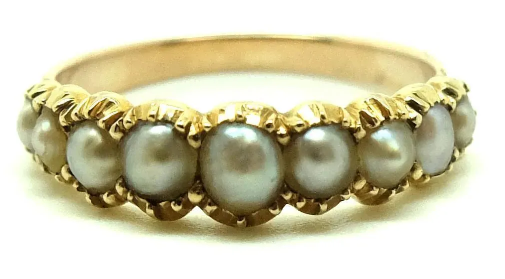 Antique Victorian Pearl & 9ct Gold Ring (Size: N)