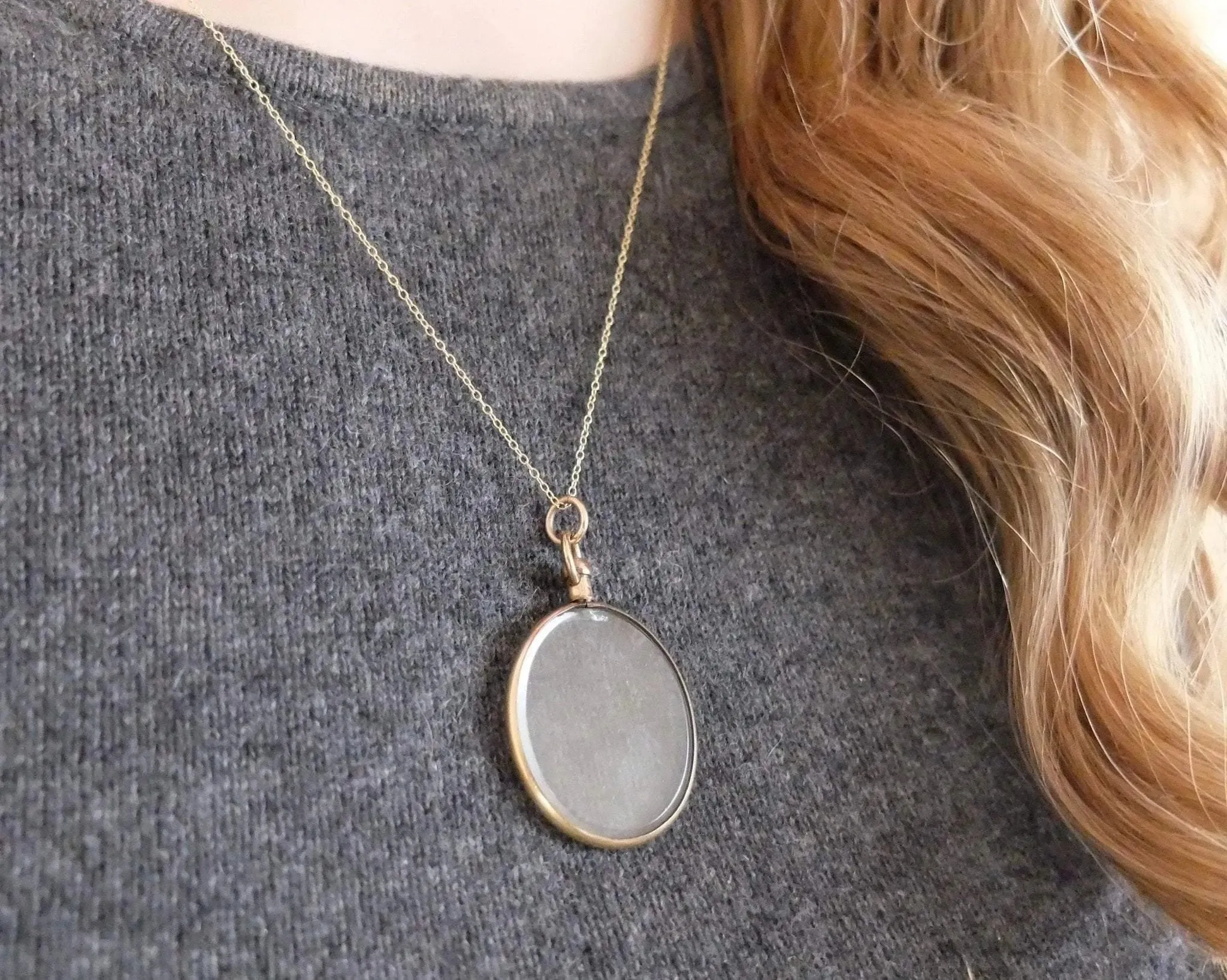 Victorian Antique Rolled Gold Glass Locket - Enhanced Title