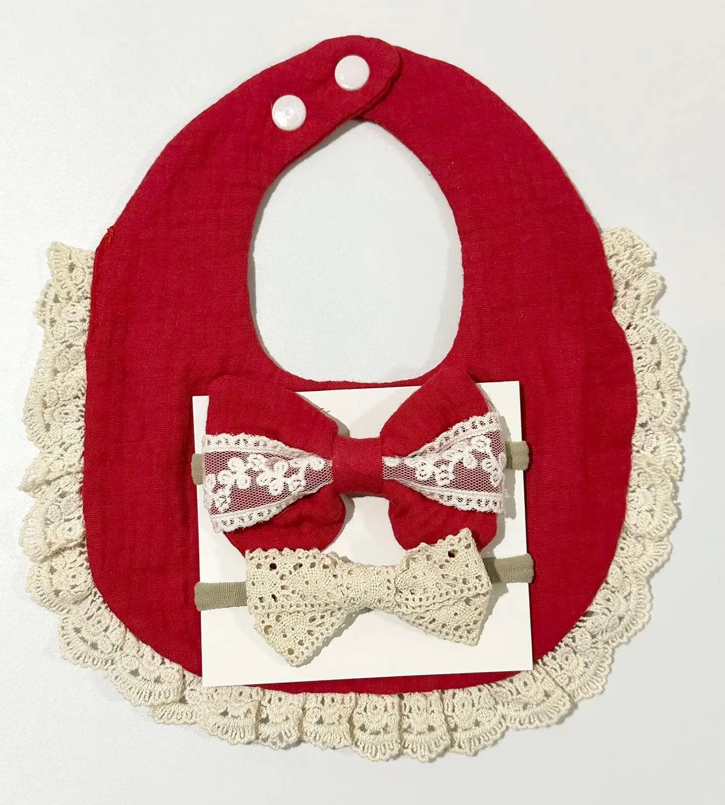 Blooming Wisdom Pretty Bib & Bows Set