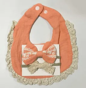 Blooming Wisdom Pretty Bib & Bows Set