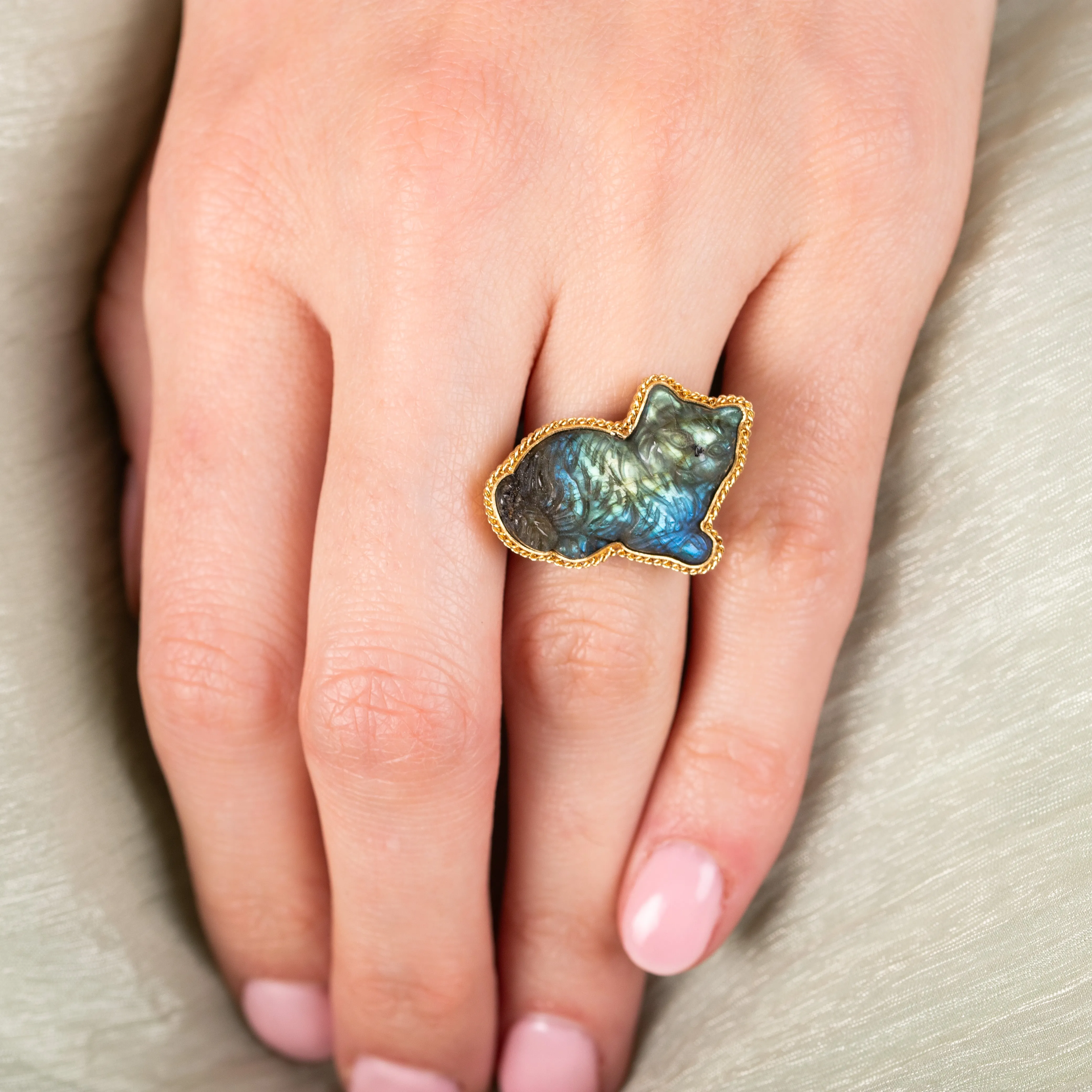 Carved Labradorite Cat Ring