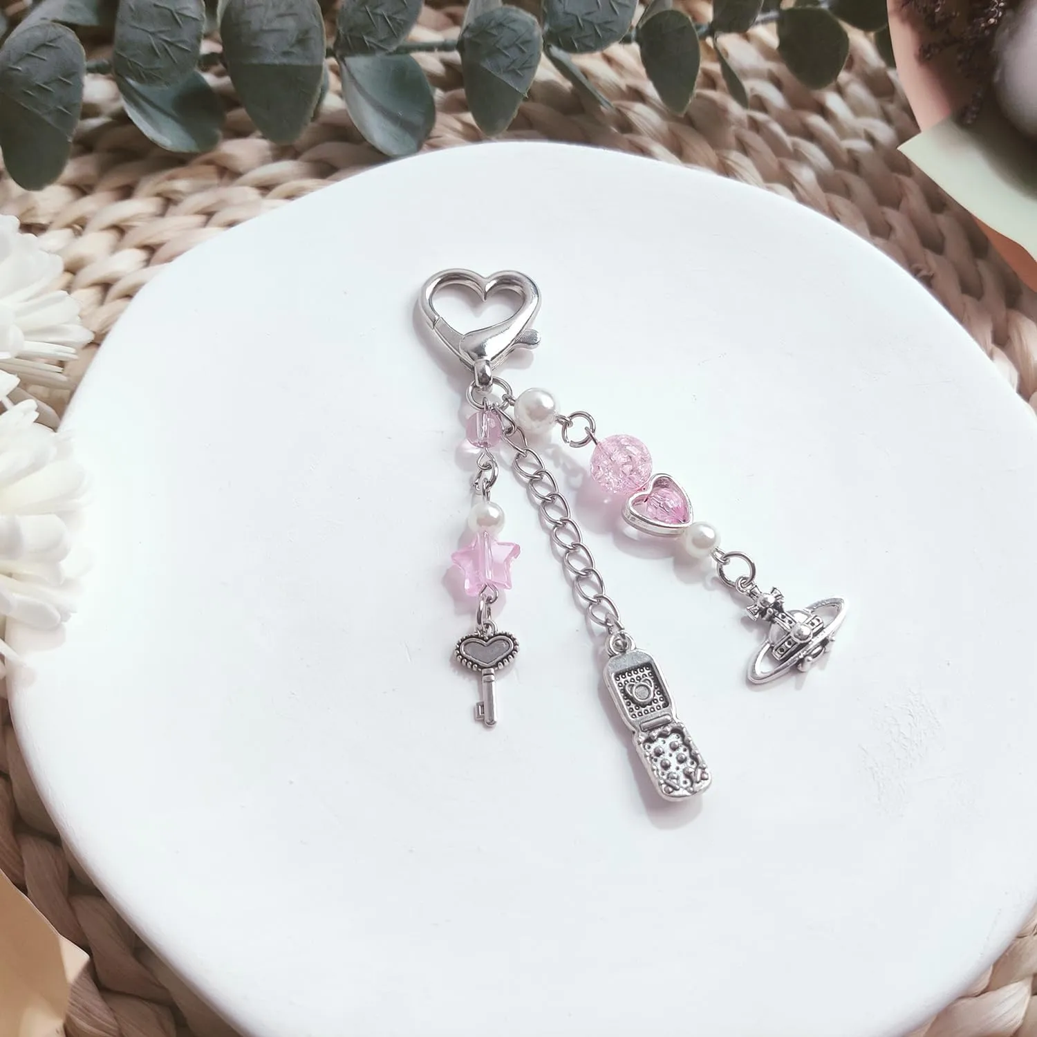 Cute Keychain Aesthetic Y2K Keychain Accessories Heart Butterfly Strawberry Bear Key Chain for Keys Bags Women Gifts