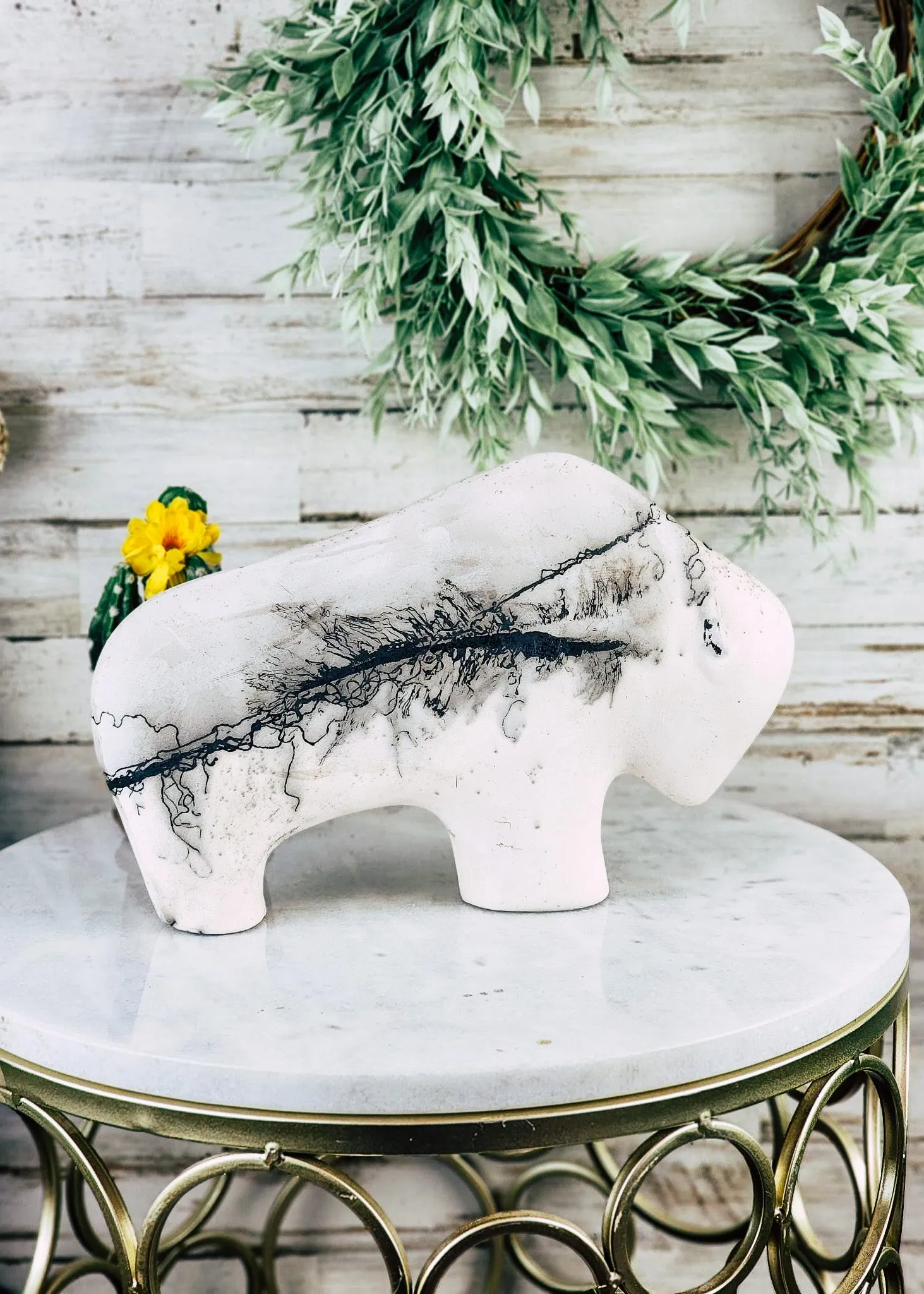 Horse Hair White Large Thin Buffalo