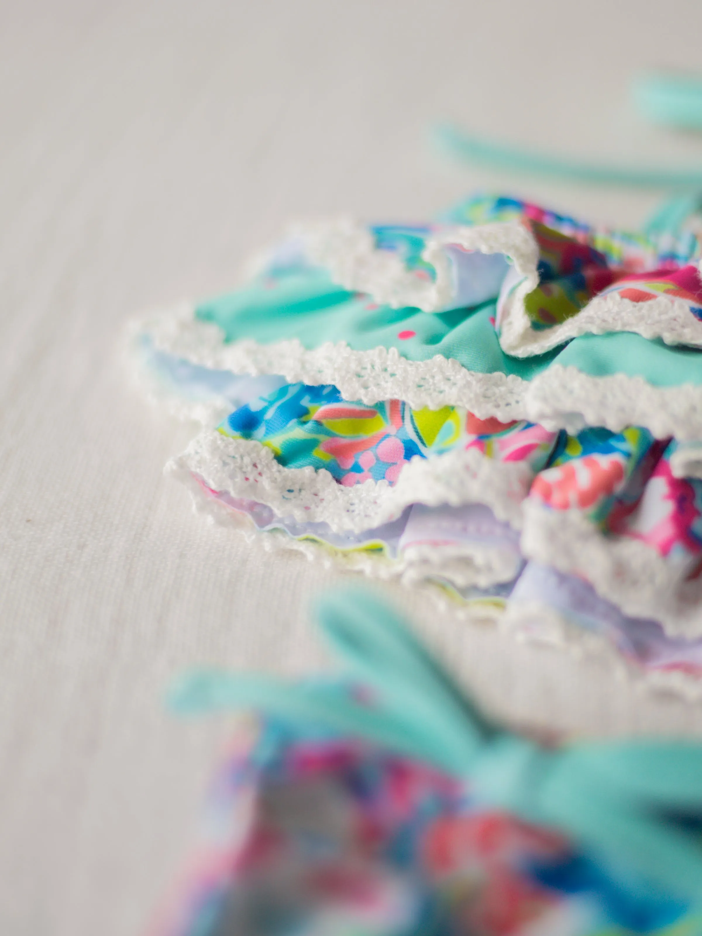 Milly Frilly - Hawaiian Blooms