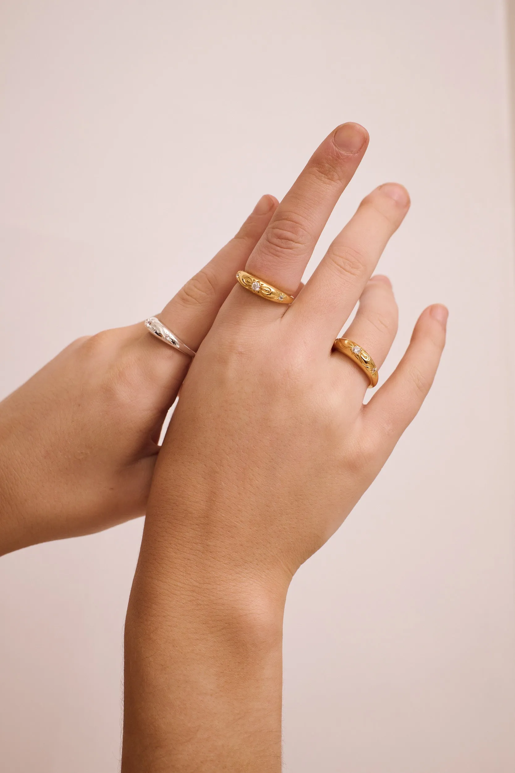 Charming Pretty Please Bow Ring with Elegant Design