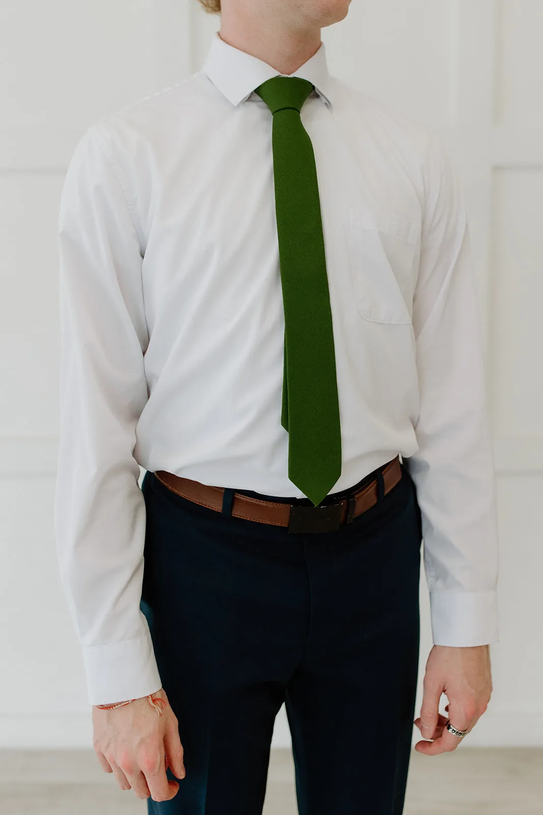 R&B Grass Green Solid Tie