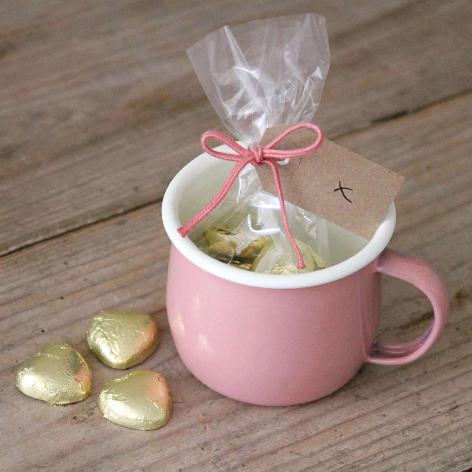 Rounded Enamel Mug - Rose