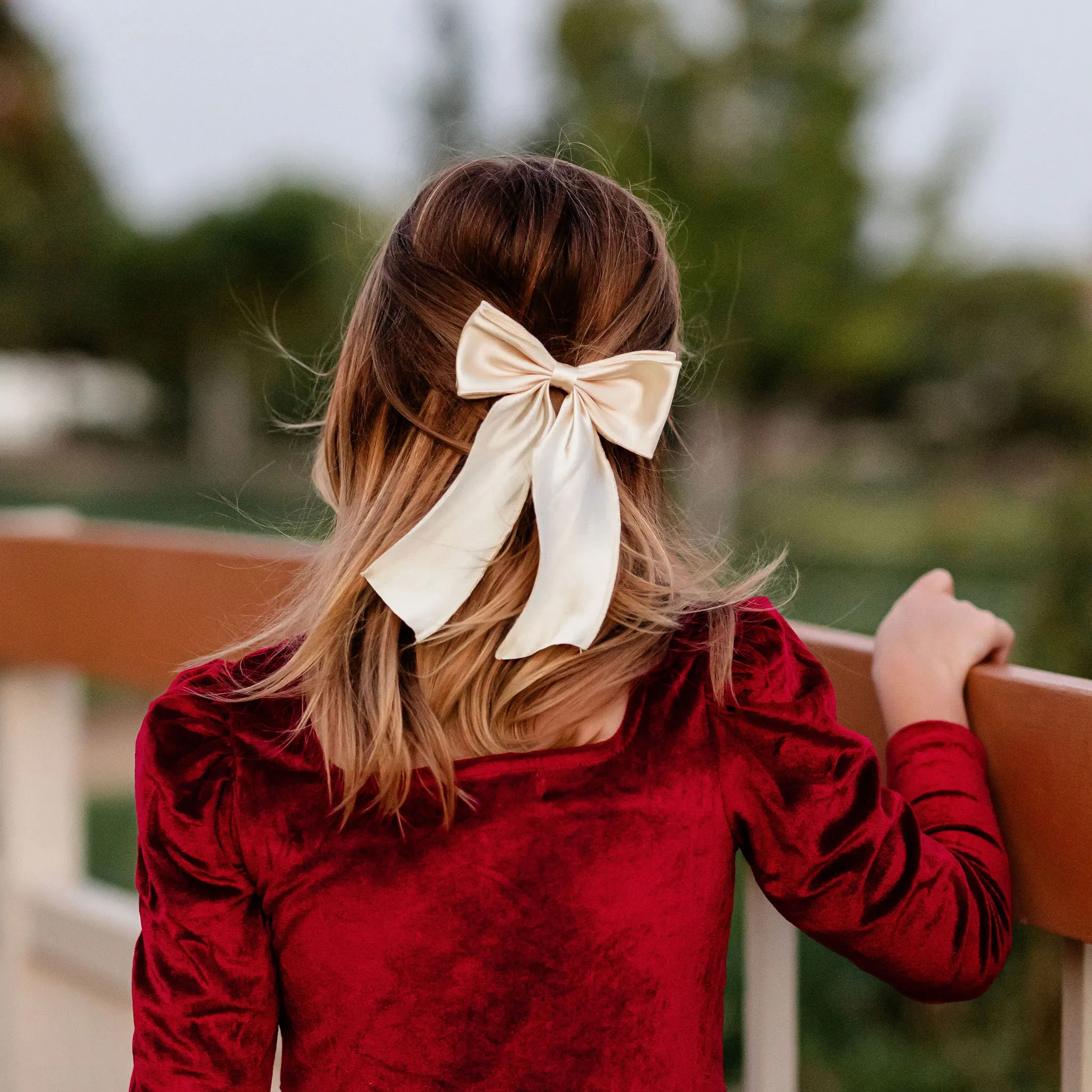 Satin Double Bow - Vanilla