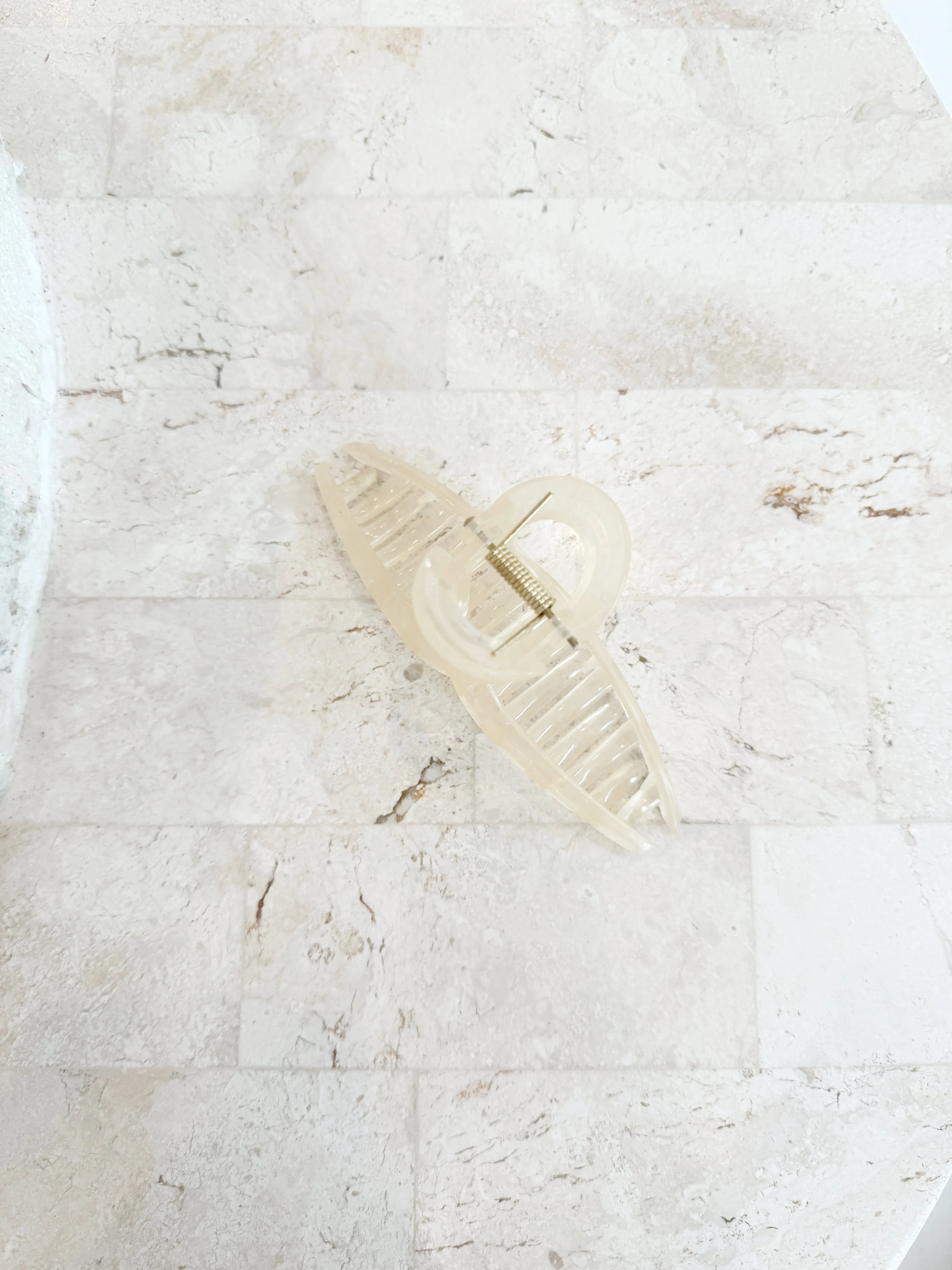 Swirl Clip - Cream