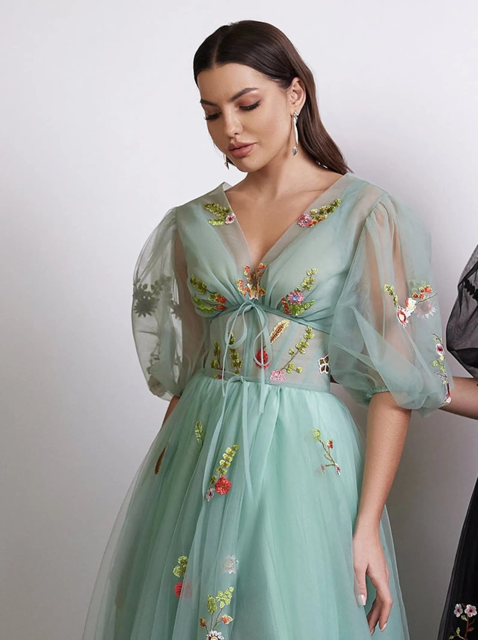 Two-in-One Floral Tulle Gown for Formal Occasions