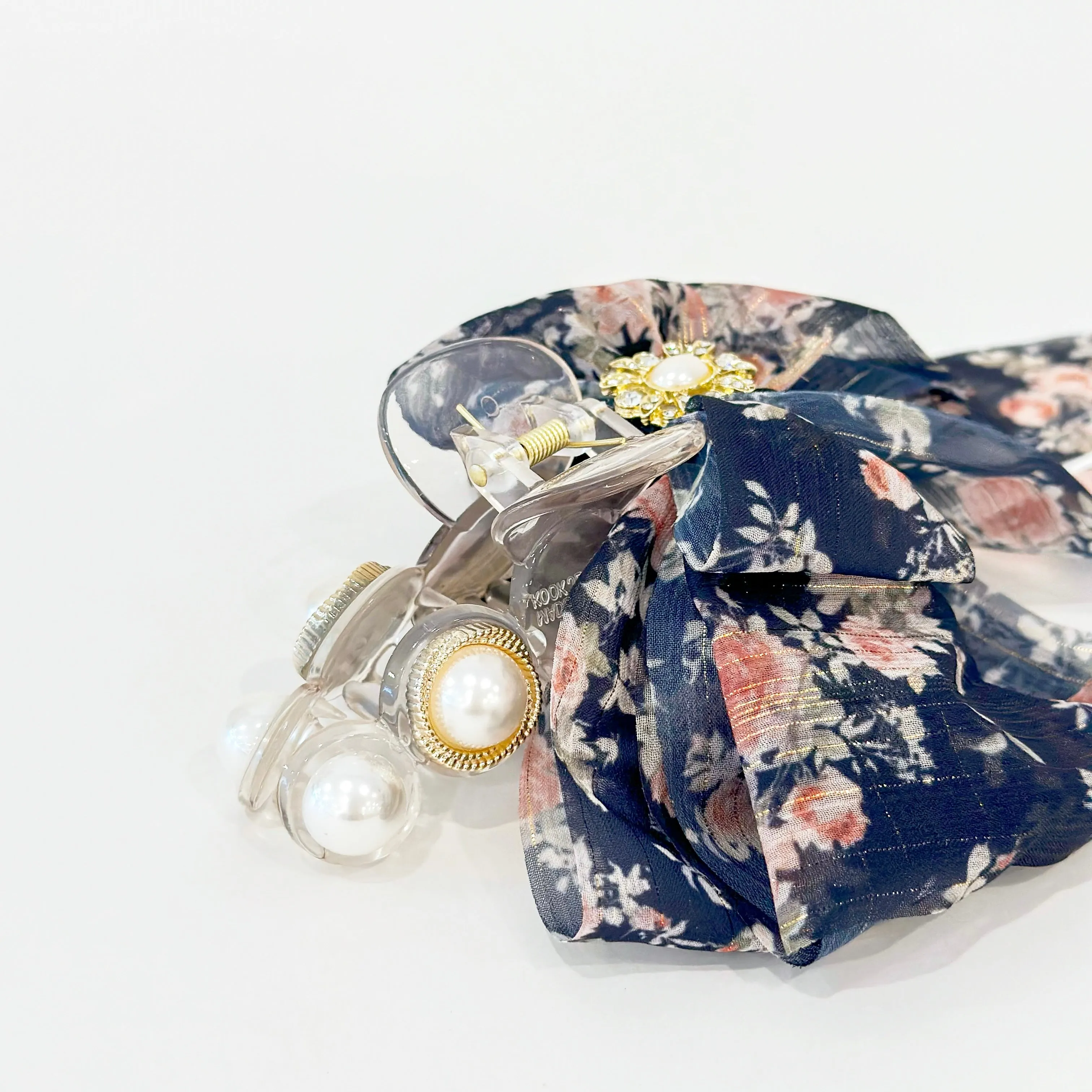 Vintage Rose Sailor Ribbon Hair Claw