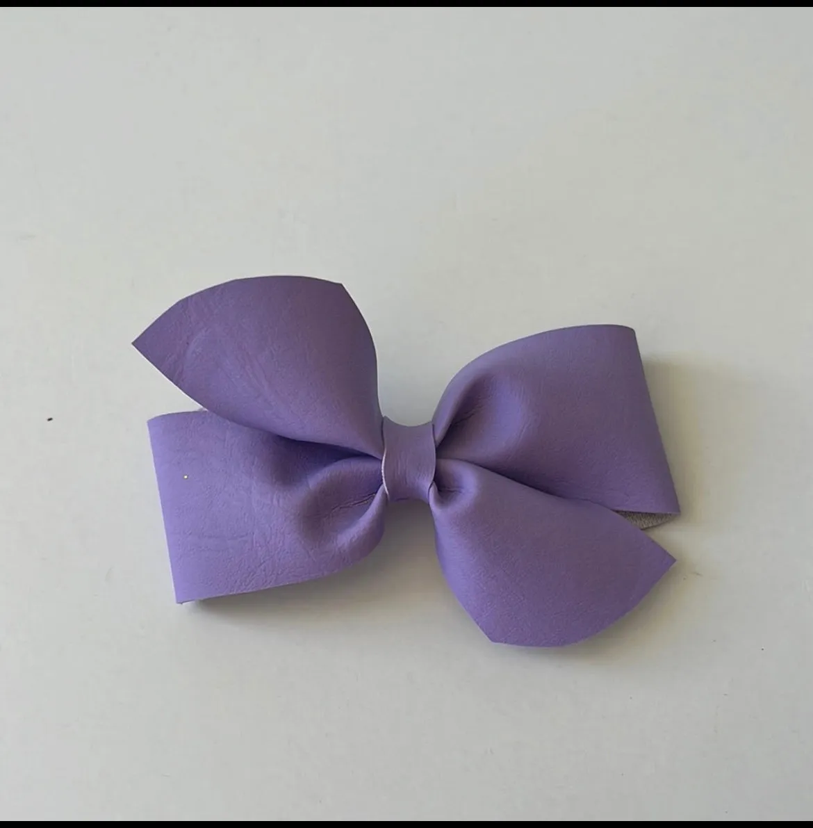 Vinyl bow(Bow #2)